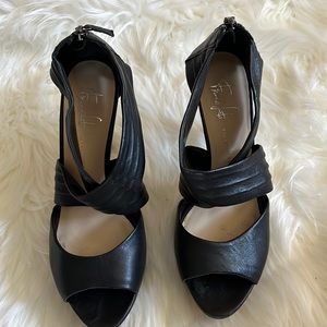 Franco Sarto black leather platform sandal pumps size 9.5